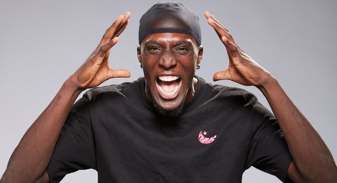 Cartel del espectáculo El Multiverso – Wiz Problema